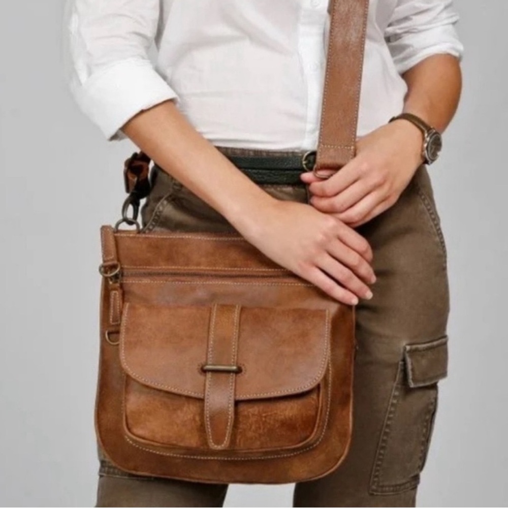 Brown Leather Crossbody Bag ROOTS